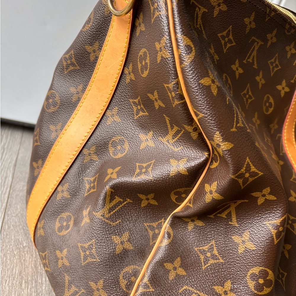 LV Keepall - Authentic - Picture 8 of 9